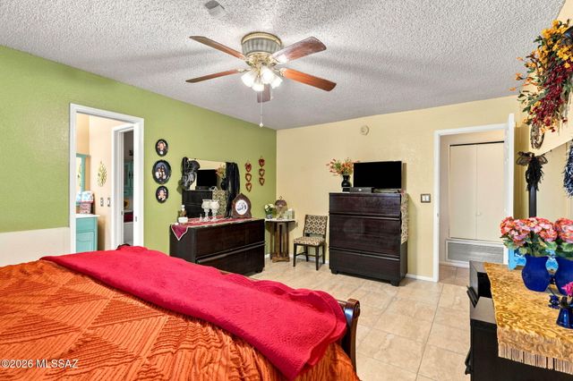 9619 E Baber Lane, Tucson, AZ 85747