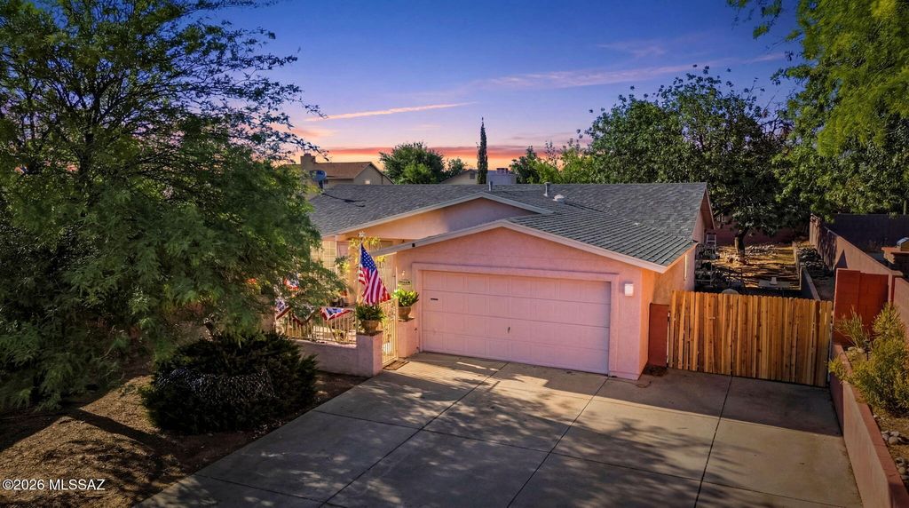 9619 E Baber Lane, Tucson, AZ 85747