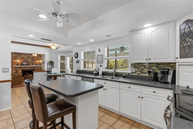 1603 PECAN STREET, Nokomis, FL 34275