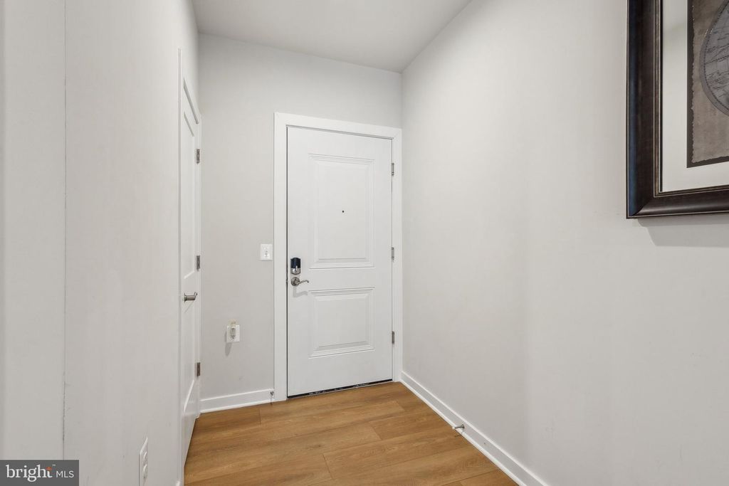 1669 Bandit Loop Unit 101A, Reston, VA 20190