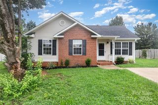 6923 Reese Furr Drive, Charlotte, NC 28216