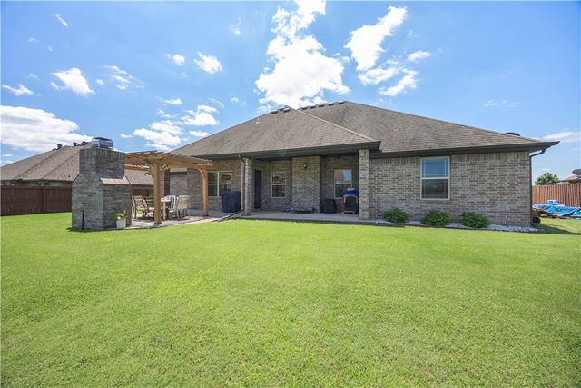 1905 Brooks Place, Rogers, AR 72758
