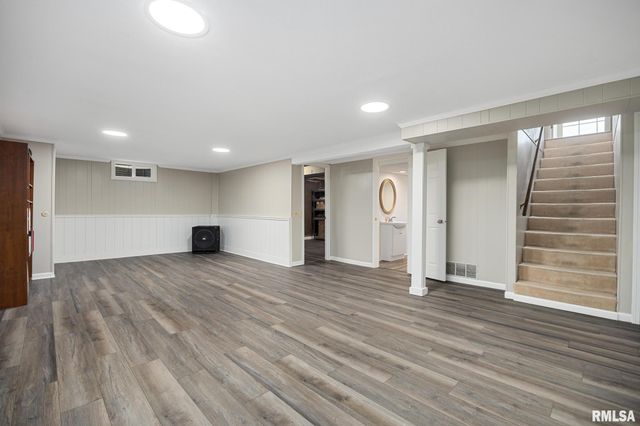 6725 N PARKWOOD Drive, Peoria, IL 61614