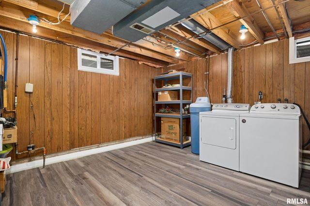 6725 N PARKWOOD Drive, Peoria, IL 61614