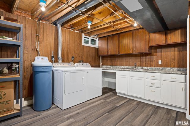 6725 N PARKWOOD Drive, Peoria, IL 61614