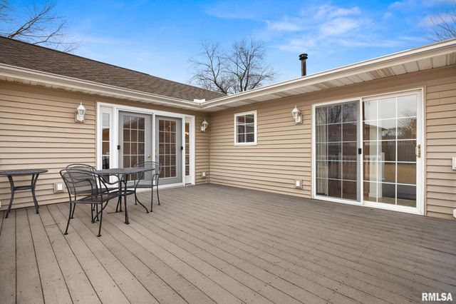 6725 N PARKWOOD Drive, Peoria, IL 61614