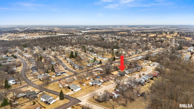 6725 N PARKWOOD Drive, Peoria, IL 61614