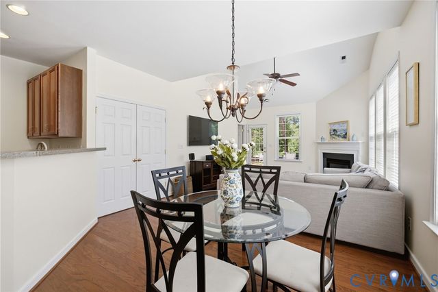 1555 Providence Knoll Dr, North Chesterfield, VA 23236