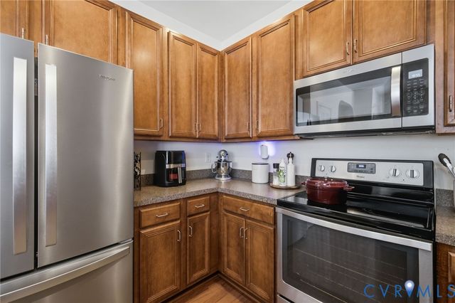 1555 Providence Knoll Dr, North Chesterfield, VA 23236