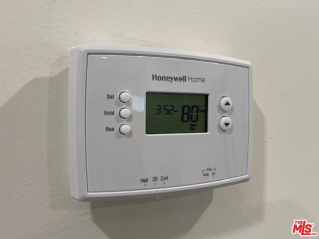 4832 Rosewood Avenue, Los Angeles, CA 90004