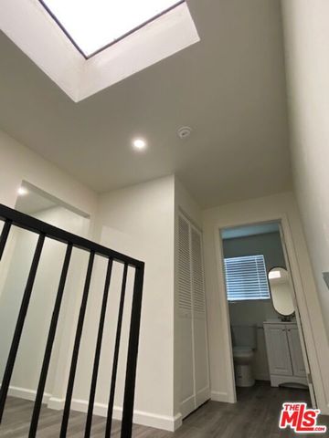 4832 Rosewood Avenue, Los Angeles, CA 90004