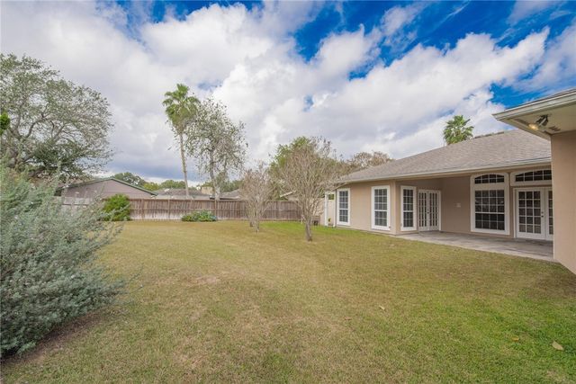 5417 Whitemarsh Dr, Corpus Christi, TX 78413