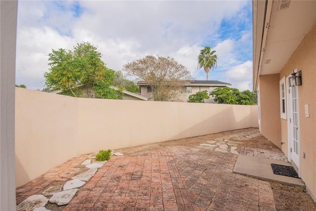 5417 Whitemarsh Dr, Corpus Christi, TX 78413