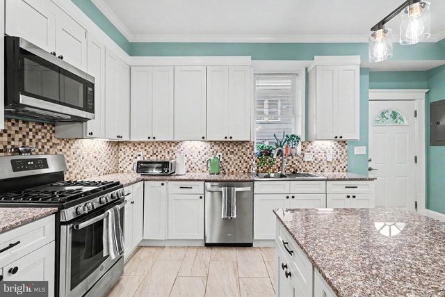 222 EMERALD ST, Harrisburg, PA 17110