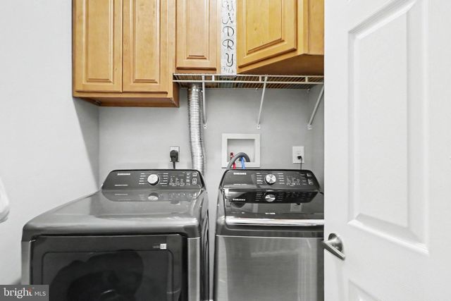 222 EMERALD ST, Harrisburg, PA 17110