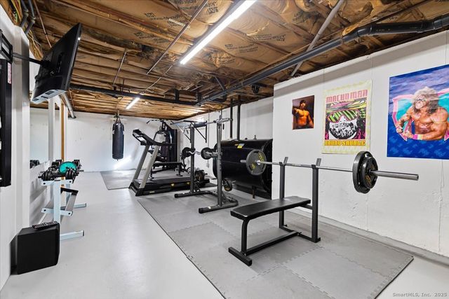 16 Partridge Lane, Milford, CT 06461