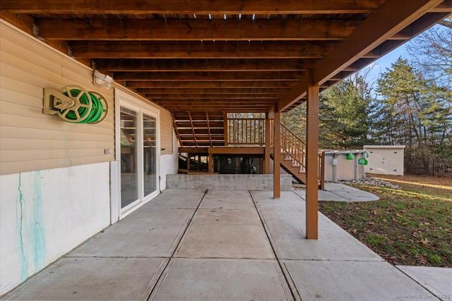 16 Partridge Lane, Milford, CT 06461