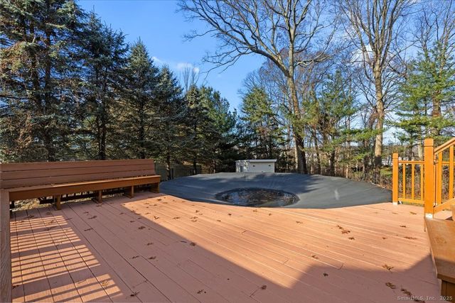 16 Partridge Lane, Milford, CT 06461