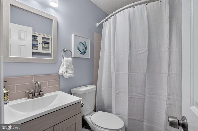 7372 STREAM WAY, Springfield, VA 22152