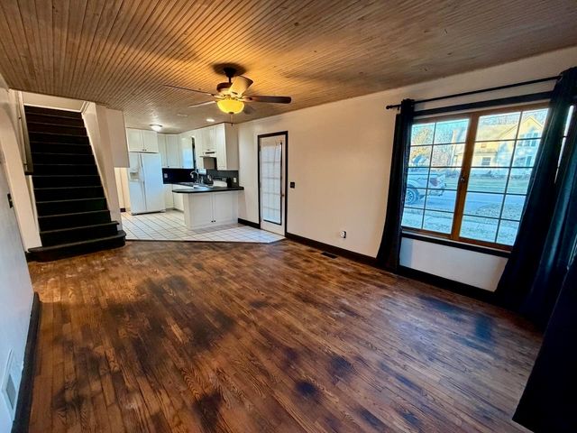 921 S Front Street, Chesaning, MI 48616