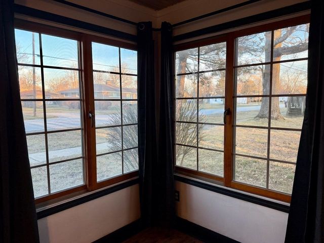 921 S Front Street, Chesaning, MI 48616