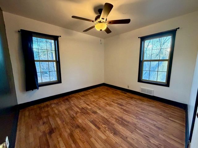 921 S Front Street, Chesaning, MI 48616