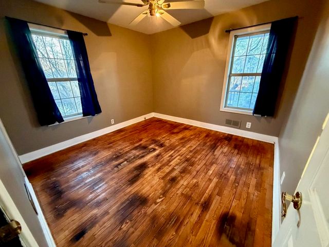 921 S Front Street, Chesaning, MI 48616