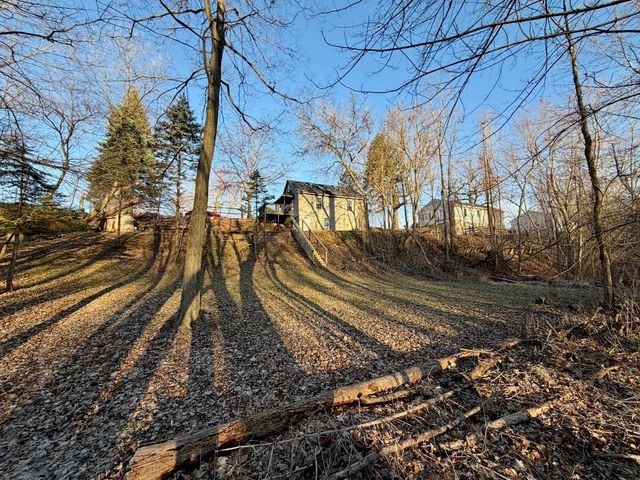 921 S Front Street, Chesaning, MI 48616