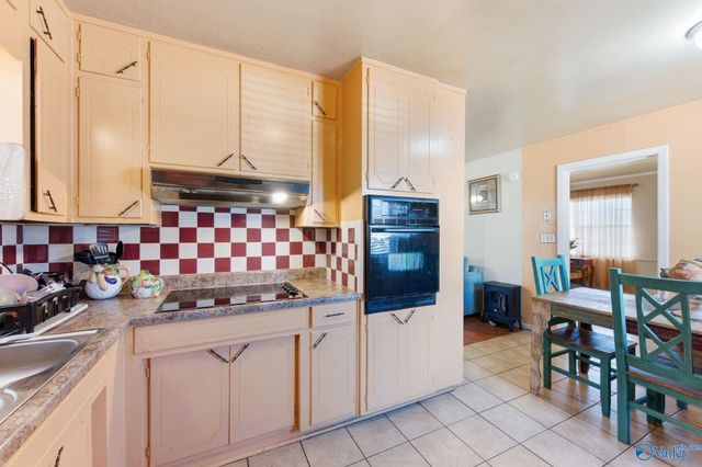 3116 Forsythe Drive NW, Huntsville, AL 35810