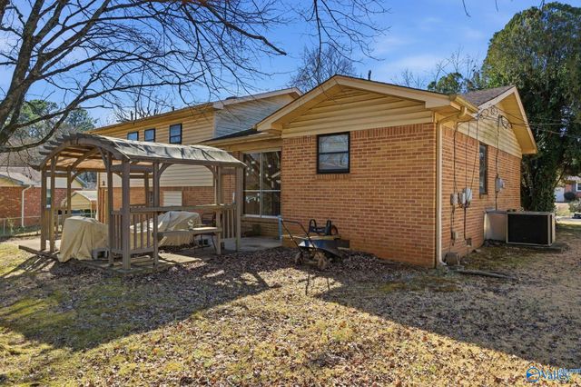 3116 Forsythe Drive NW, Huntsville, AL 35810