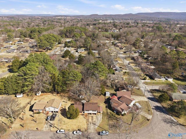 3116 Forsythe Drive NW, Huntsville, AL 35810