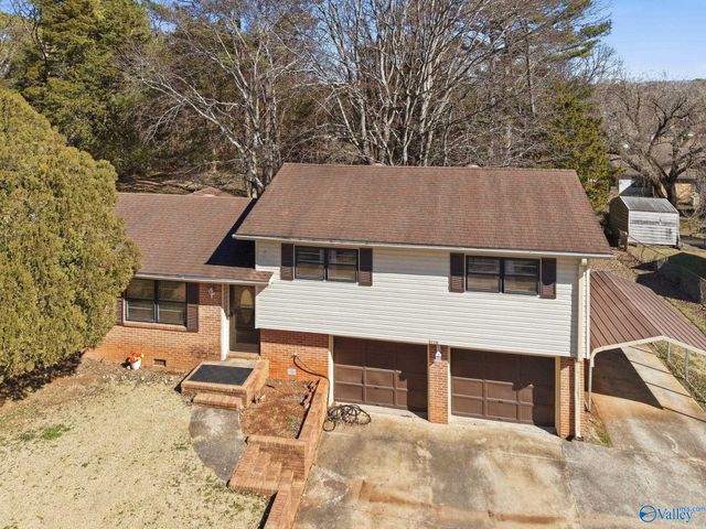 3116 Forsythe Drive NW, Huntsville, AL 35810