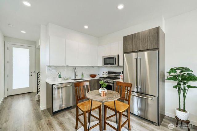 10413 Alderbrook Place NW, Seattle, WA 98177