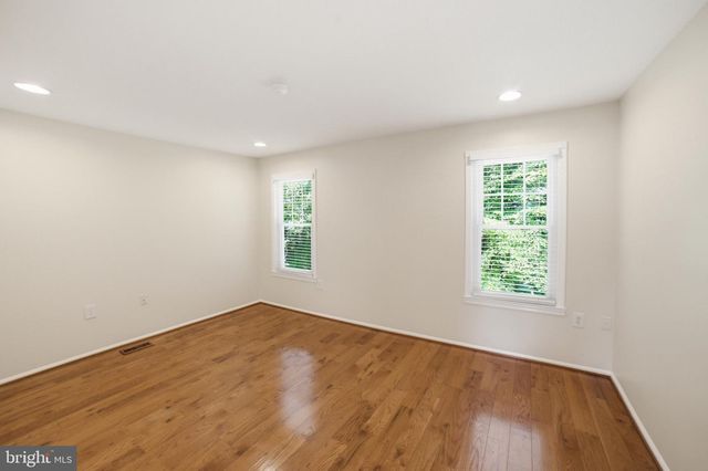 15232 LARKSPUR LN, Dumfries, VA 22025