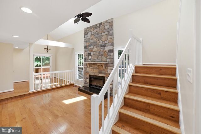 15232 LARKSPUR LN, Dumfries, VA 22025