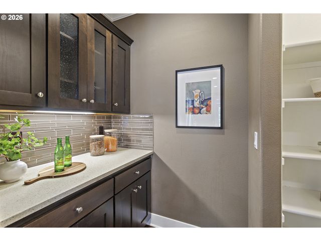 3005 Ne DEKUM St, Portland, OR 97211