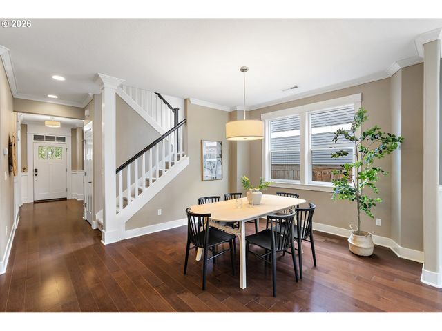 3005 Ne DEKUM St, Portland, OR 97211