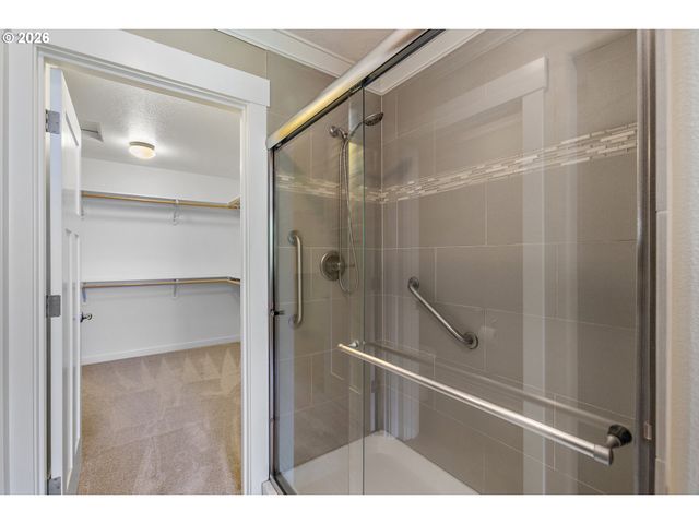 3005 Ne DEKUM St, Portland, OR 97211