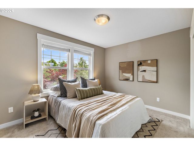 3005 Ne DEKUM St, Portland, OR 97211