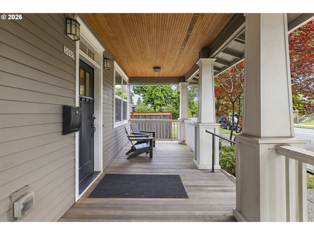 3005 Ne DEKUM St, Portland, OR 97211