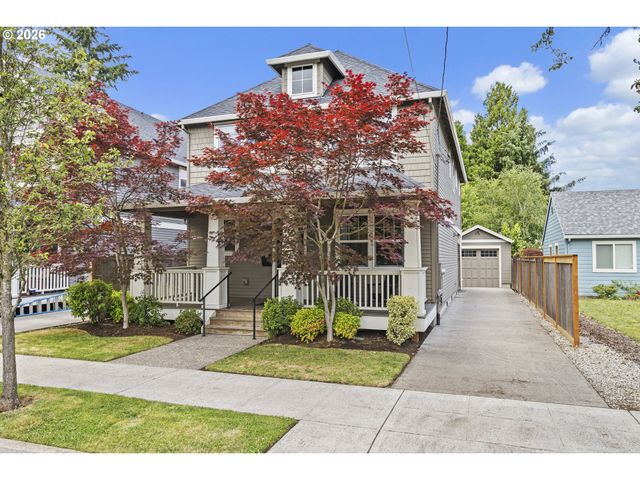 3005 Ne DEKUM St, Portland, OR 97211