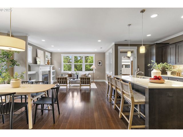 3005 Ne DEKUM St, Portland, OR 97211