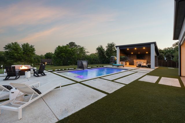 5215 Windsor Lane, Copper Canyon, TX 75077