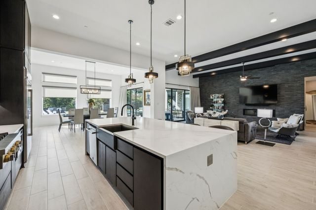 5215 Windsor Lane, Copper Canyon, TX 75077