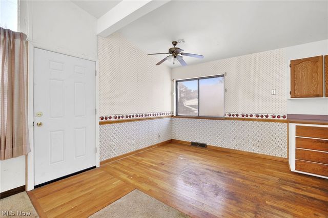 1159 Jeanie J Avenue, Akron, OH 44310