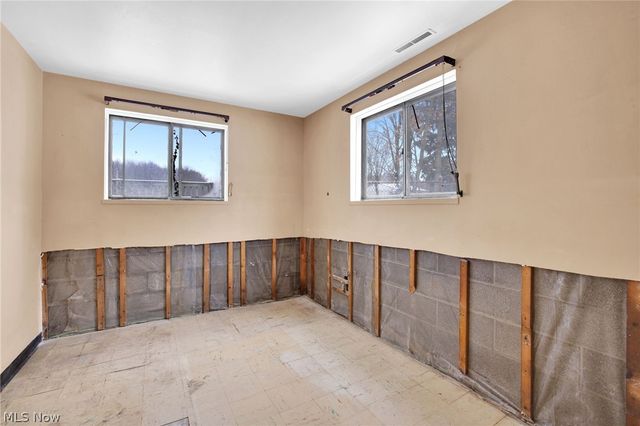 1159 Jeanie J Avenue, Akron, OH 44310