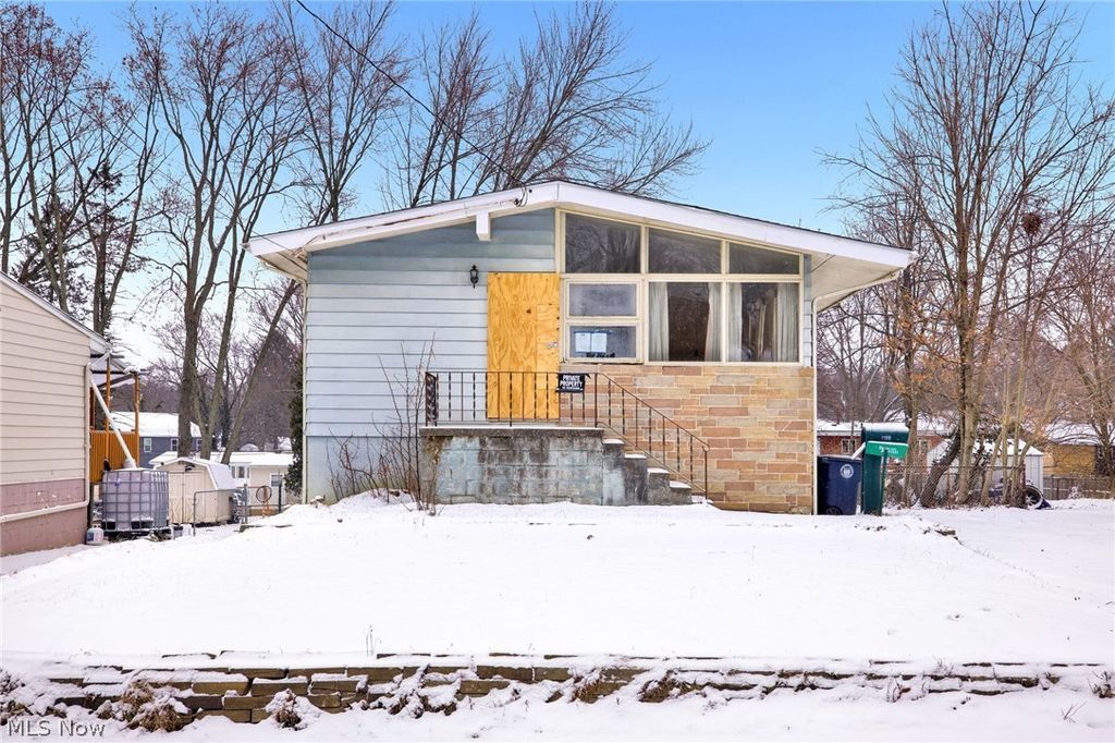 1159 Jeanie J Avenue, Akron, OH 44310