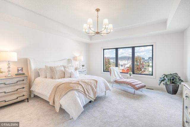 5058 Airlake Draw, Woodbury, MN 55129