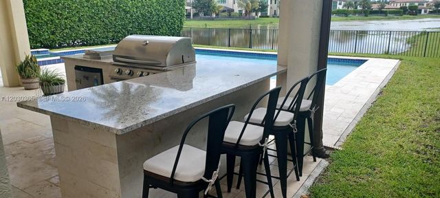 9350 Solstice Cir, Parkland, FL 33076