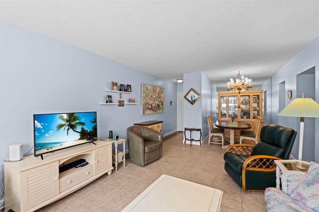 400 S Cypress Road 404, Pompano Beach, FL 33060